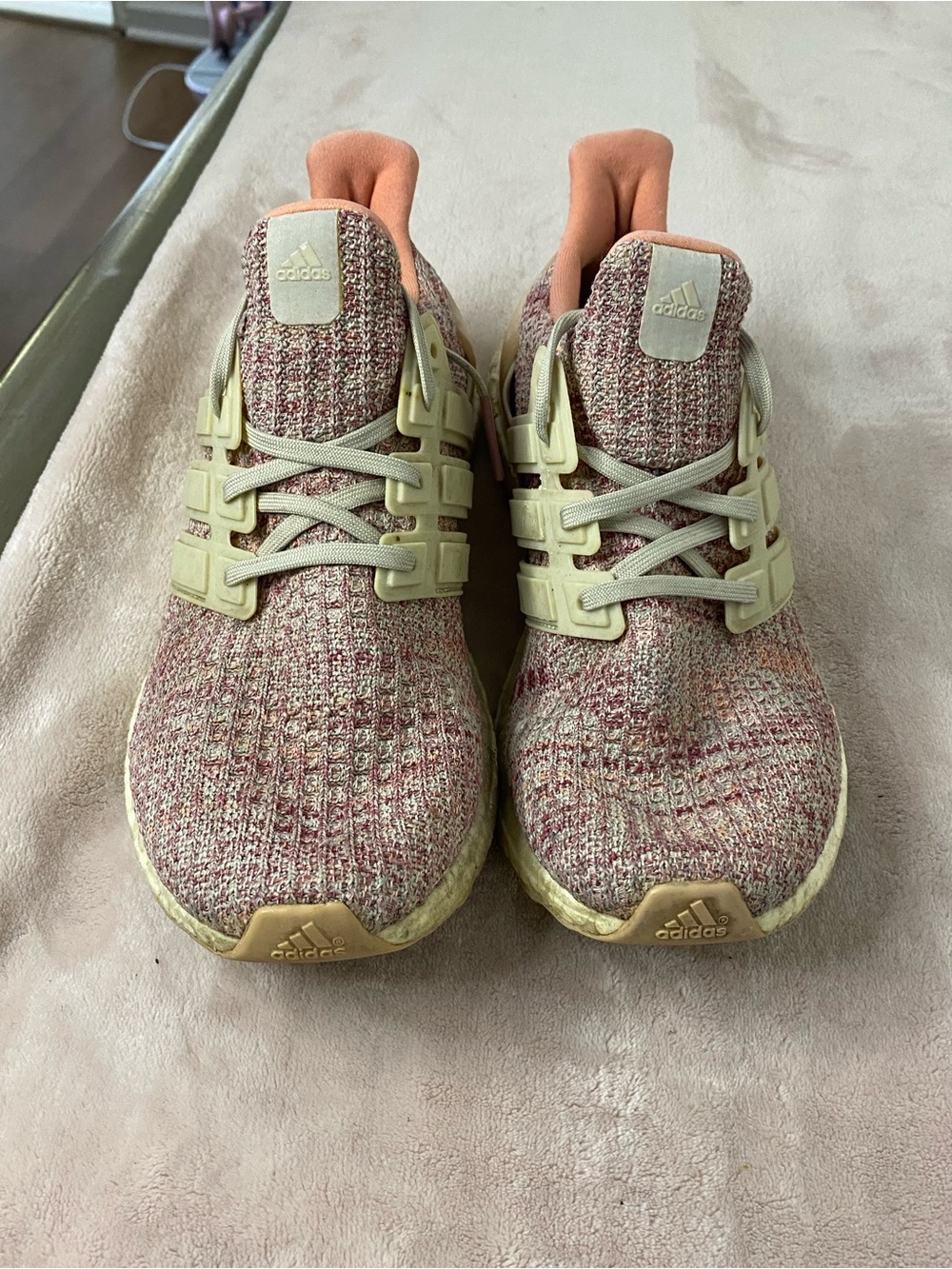 Adidas UltraBoost 4.0 J 'Chalk Coral'Women's Size 7 Sneakers shoes